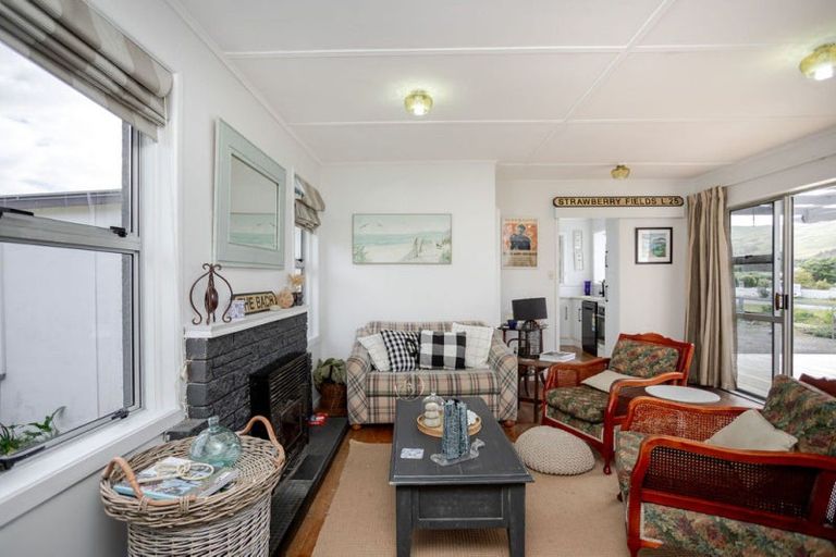 Photo of property in 40 Seaview Road, Herbertville, Dannevirke, 4970