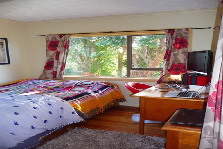 Photo of property in 65 Gordon Road, Plimmerton, Porirua, 5026