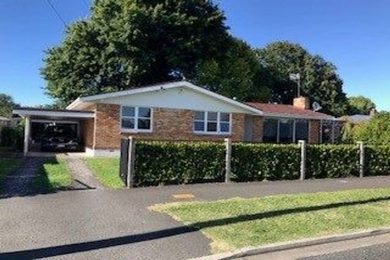 Photo of property in 8 Springfield Crescent, Enderley, Hamilton, 3214