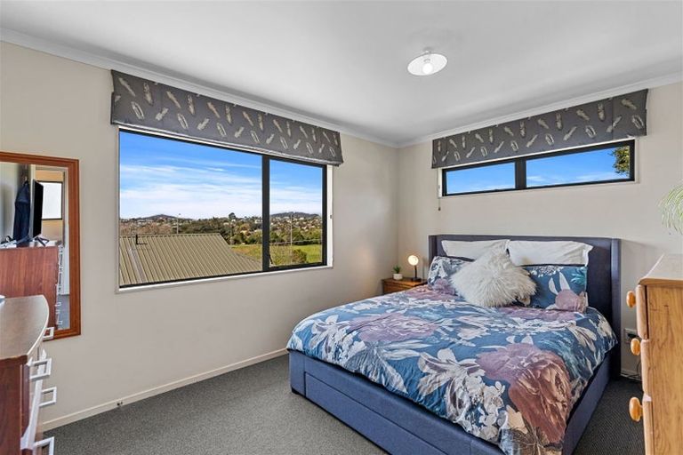 Photo of property in 3 Titiro Way, Welcome Bay, Tauranga, 3112