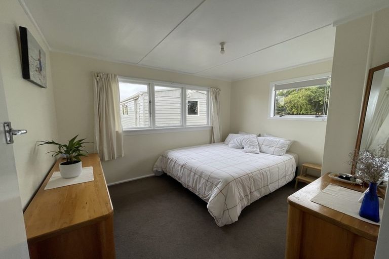 Photo of property in 4 George Street, Clinton, 9534