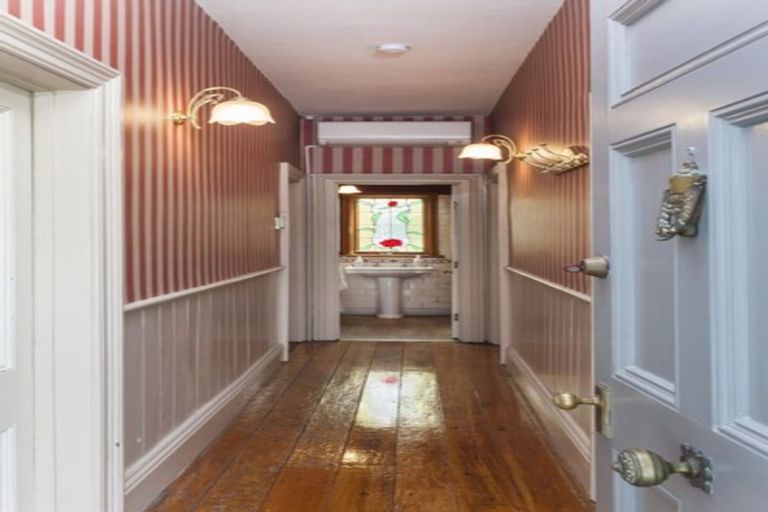 Photo of property in 137 Springfield Road, St Albans, Christchurch, 8014