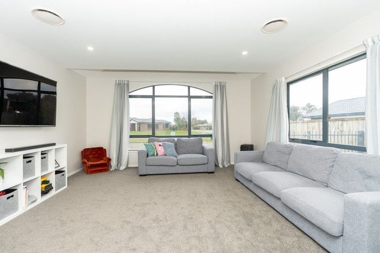 Photo of property in 53 Spinnaker Drive, Flagstaff, Hamilton, 3210