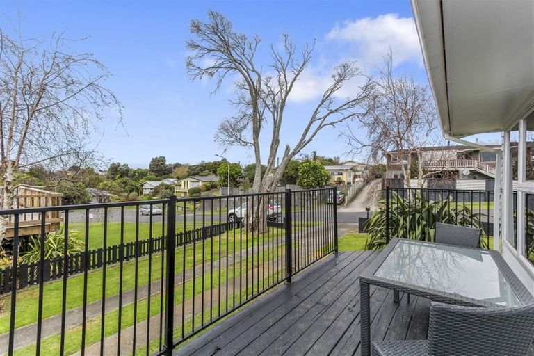 Photo of property in 3 Erica Place, Bell Block, New Plymouth, 4312