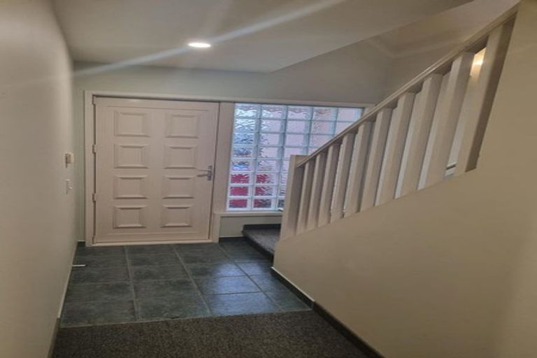 Photo of property in Sandbar Cove, 2/103 Mana Esplanade, Paremata, Porirua, 5026