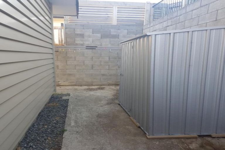 Photo of property in 28 Cosgrove Rise, Riverstone Terraces, Upper Hutt, 5018