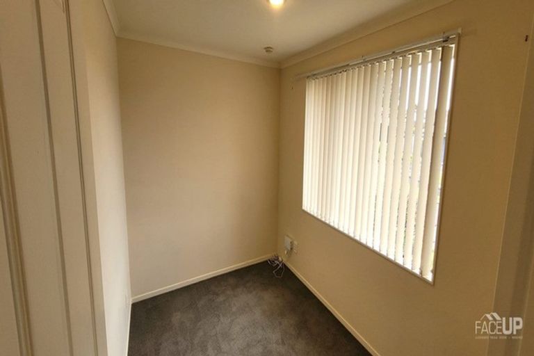 Photo of property in 13 Gendo Avenue, Henderson, Auckland, 0612