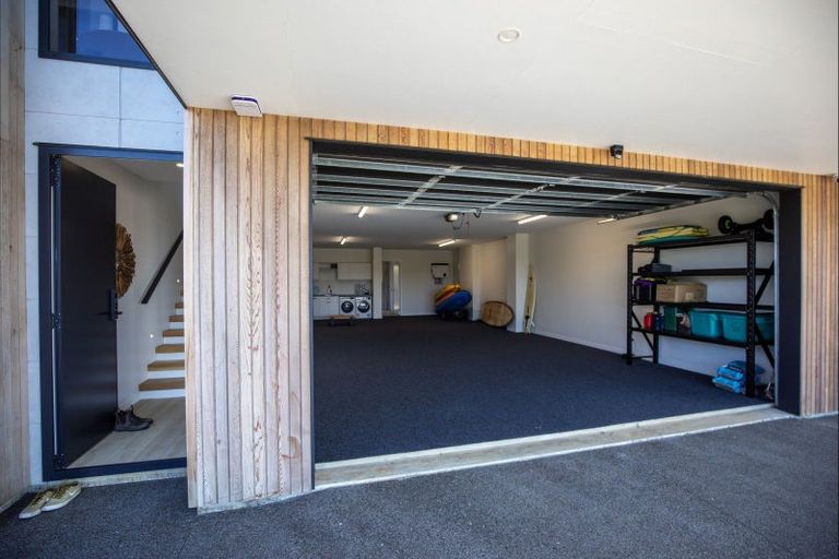 Photo of property in 2a Marine Parade, Raglan, 3225