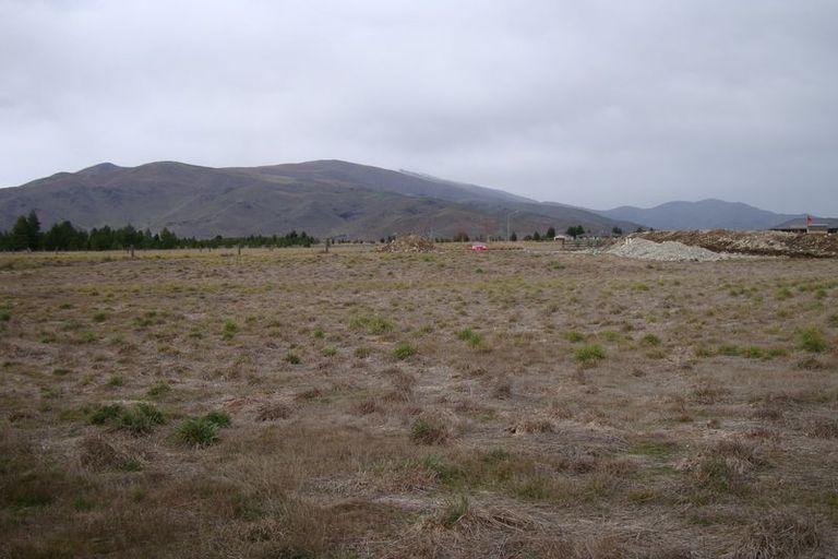 Photo of property in 3 Harris Place, Twizel, 7901