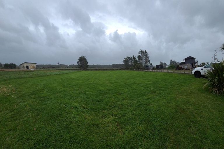 Photo of property in 11 Elley Drive, Carters Beach, Westport, 7825