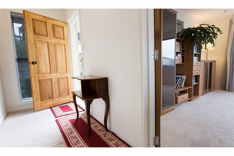 Photo of property in 1/14a Millhill Lane, Huntsbury, Christchurch, 8022