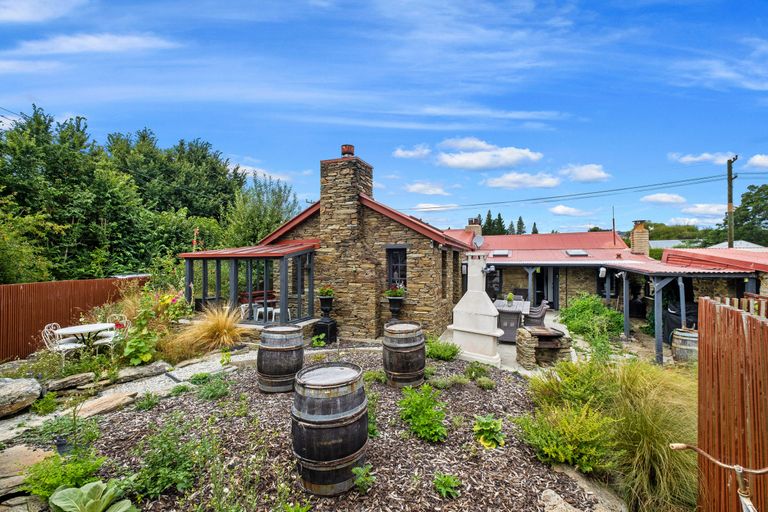 Photo of property in 28 Swindon Street, Ophir, Omakau, 9393