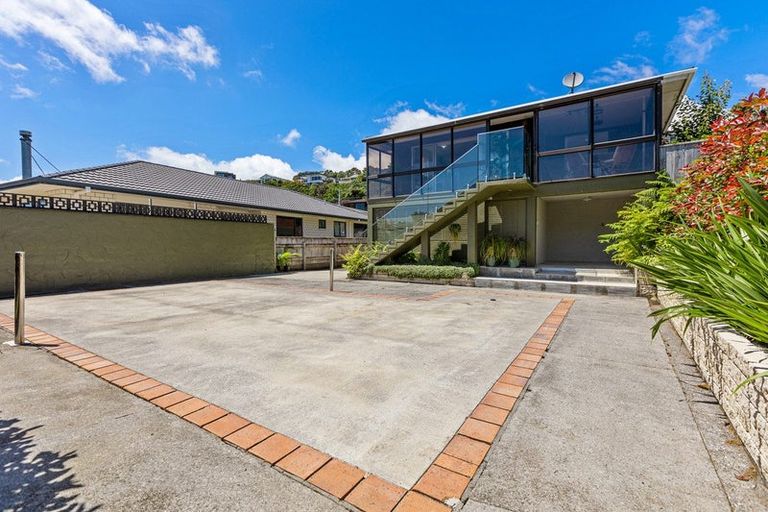 Photo of property in 16 Annandale Street, Lynmouth, New Plymouth, 4310