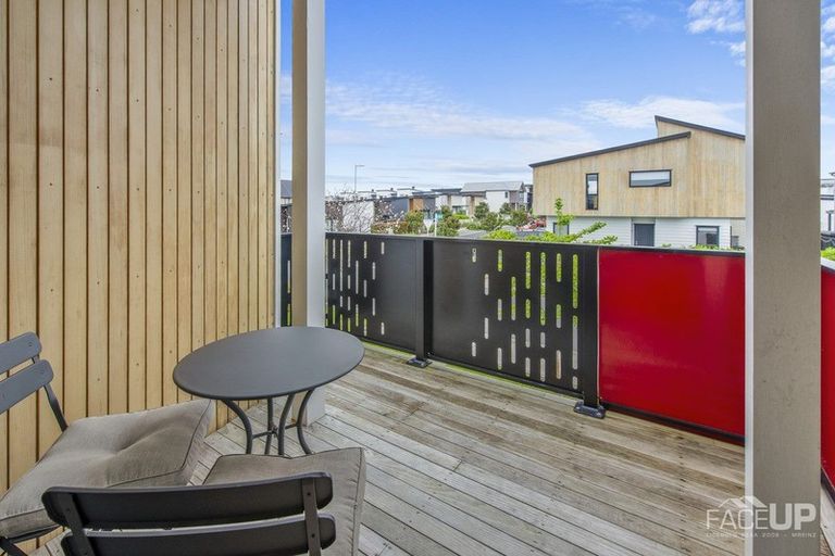 Photo of property in 17 Onekiritea Road, Hobsonville, Auckland, 0616