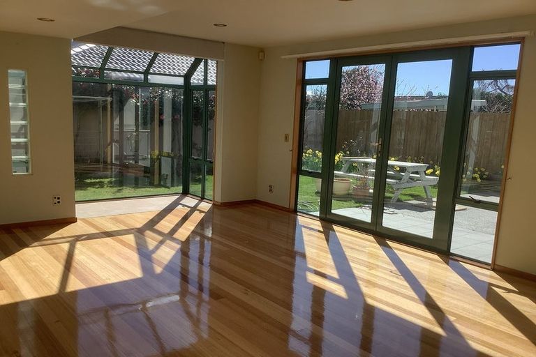 Photo of property in 85a Paparoa Street, Papanui, Christchurch, 8053