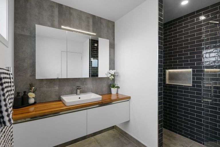 Photo of property in 13 Kelburn Place, Tinwald, Ashburton, 7700