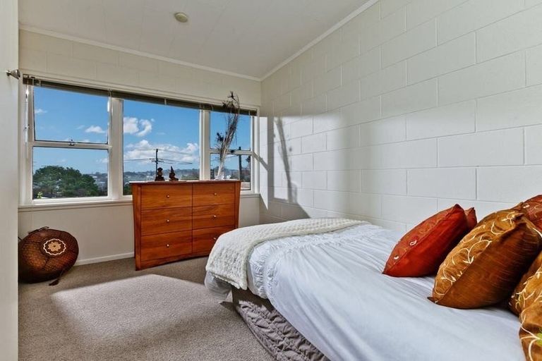 Photo of property in 1/167 Stredwick Drive, Torbay, Auckland, 0630