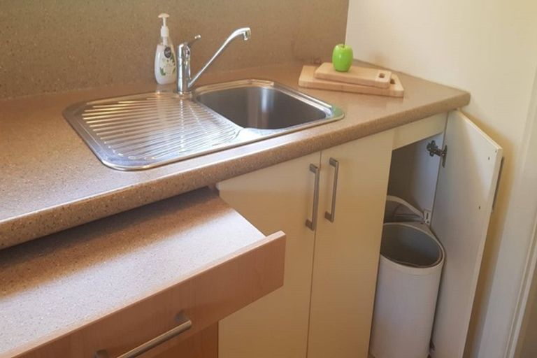 Photo of property in 2/19 Brookby Crescent, Avonhead, Christchurch, 8042