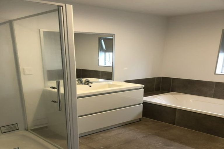 Photo of property in 104 Arion Road, Takanini, 2112