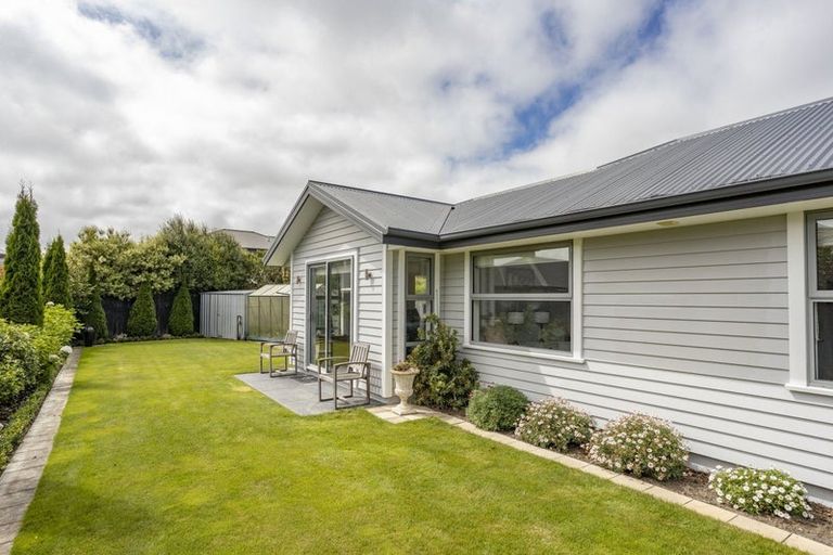 Photo of property in 15 Belgrave Drive, Rangiora, 7400