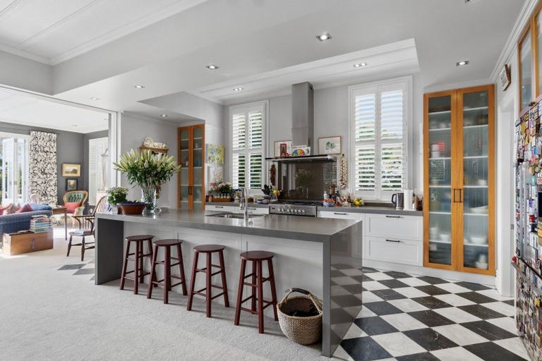 Photo of property in 10 Calliope Road, Devonport, Auckland, 0624