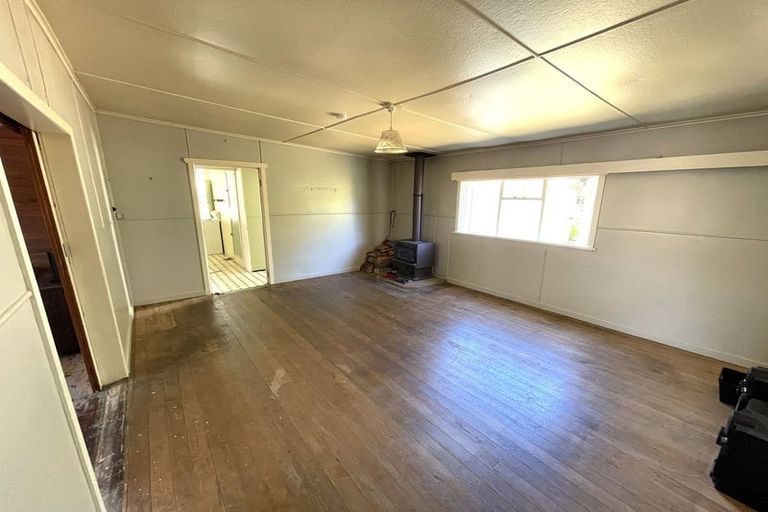 Photo of property in 11 Halsey Street, Clinton, 9534