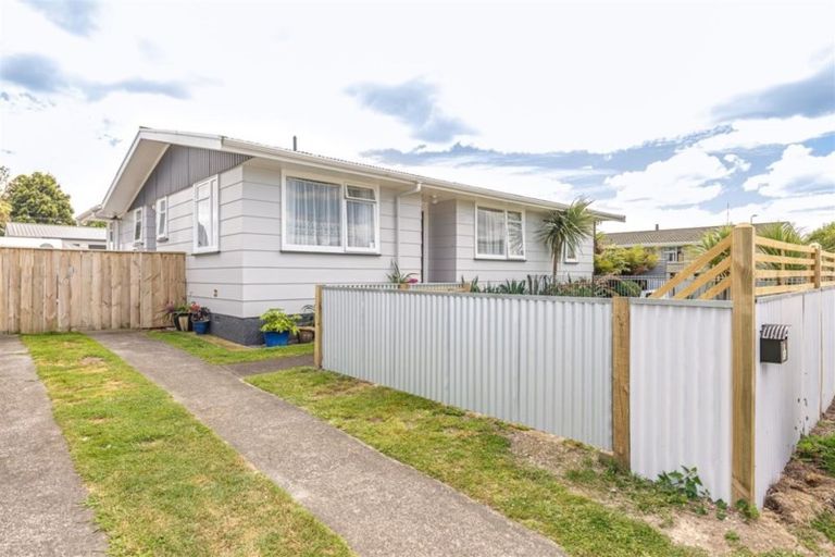 Photo of property in 11 Wembley Place, Whanganui East, Whanganui, 4500