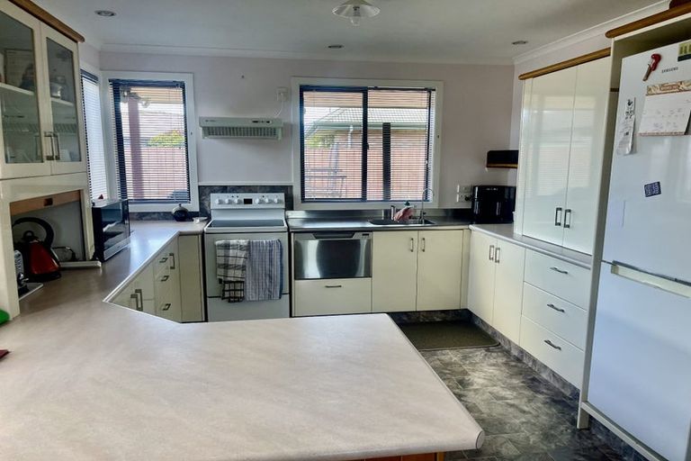 Photo of property in 21 Covent Drive, Stoke, Nelson, 7011