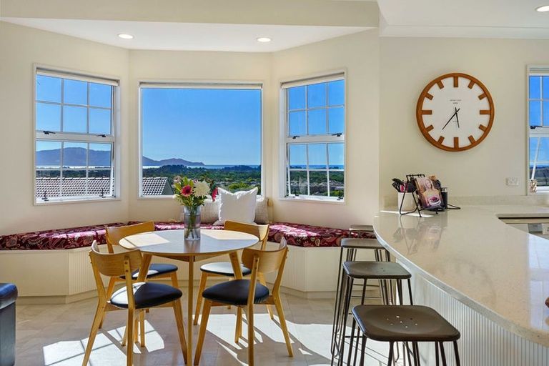 Photo of property in 105 Winara Avenue, Waikanae, 5036