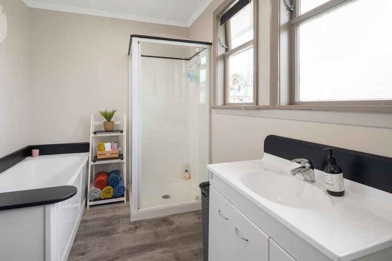 Photo of property in 16 Gill Crescent, Redwoodtown, Blenheim, 7201