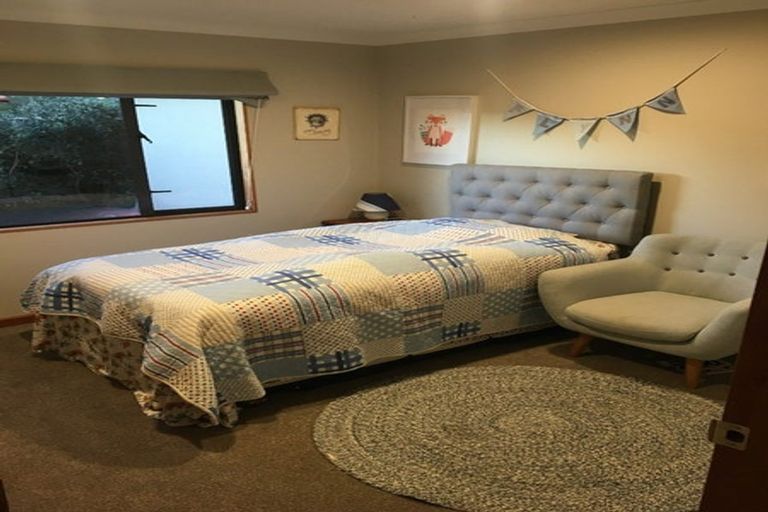 Photo of property in 33 Russell Robertson Drive, Havelock North, 4130