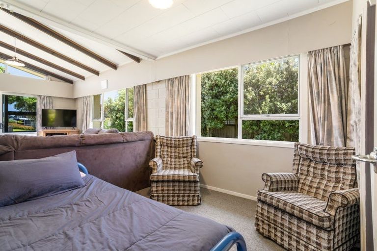 Photo of property in 108 Linton Crescent, Whangamata, 3620