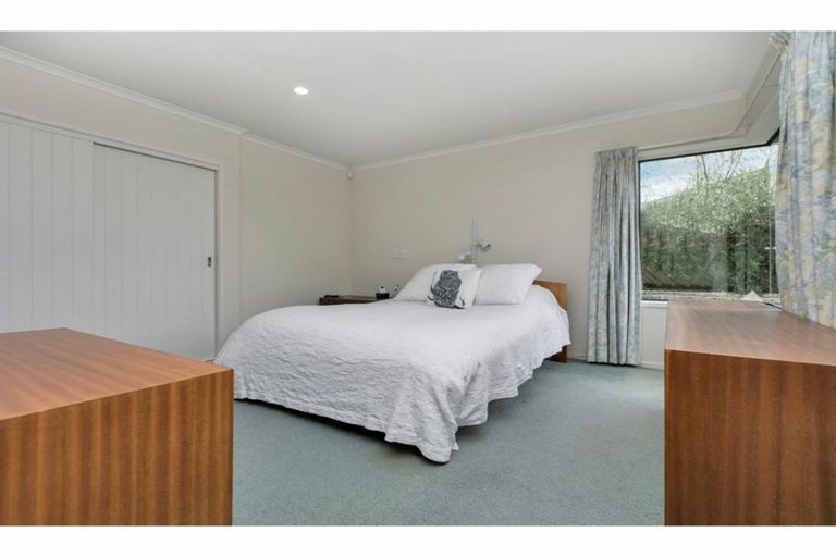 Photo of property in 4 Rush Creek Drive, Westgate, Auckland, 0614