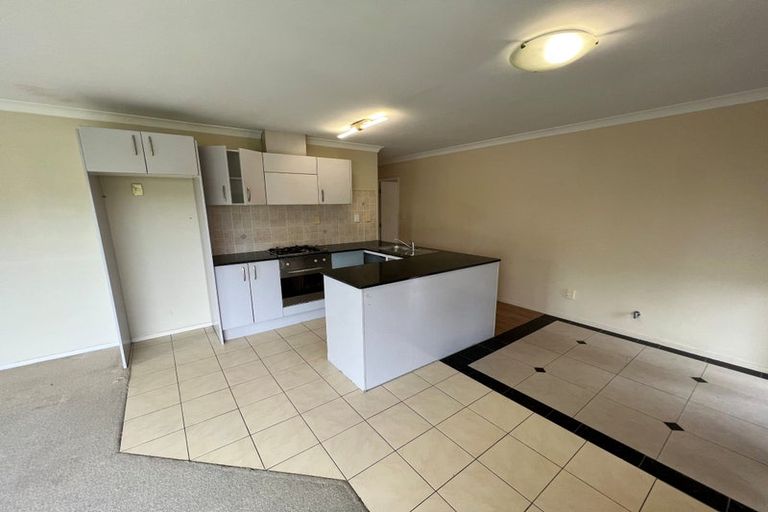 Photo of property in 1 Killybegs Drive, Pinehill, Auckland, 0632