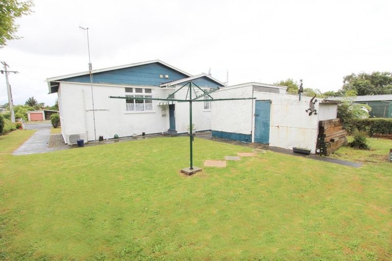 Photo of property in 21 Huia Street, Pahiatua, 4910
