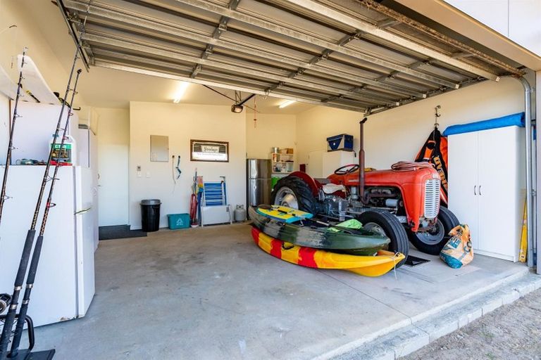 Photo of property in 20 Marram Place, Mangawhai Heads, Mangawhai, 0505