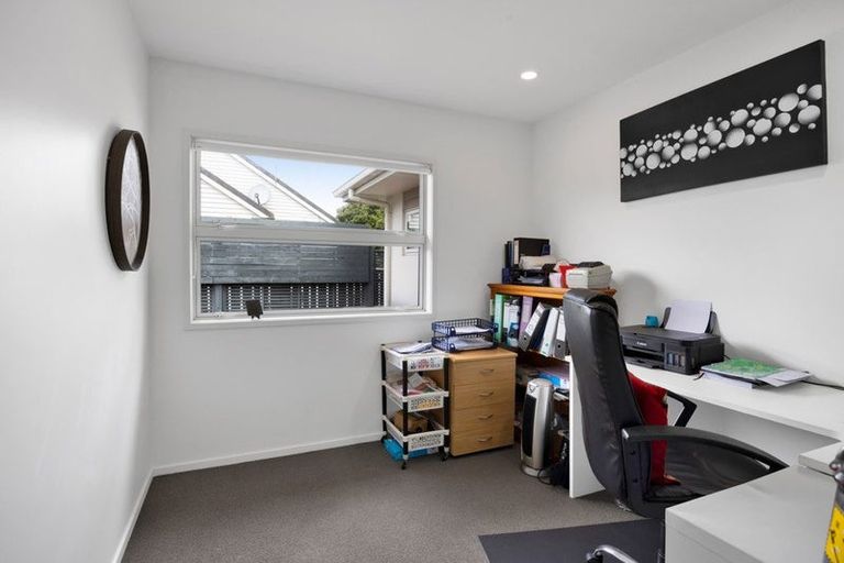 Photo of property in 16 Egmont Street, Patea, 4520