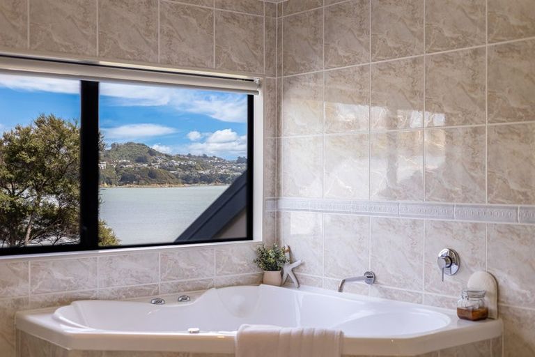 Photo of property in 501 Grays Road, Pauatahanui, Porirua, 5381