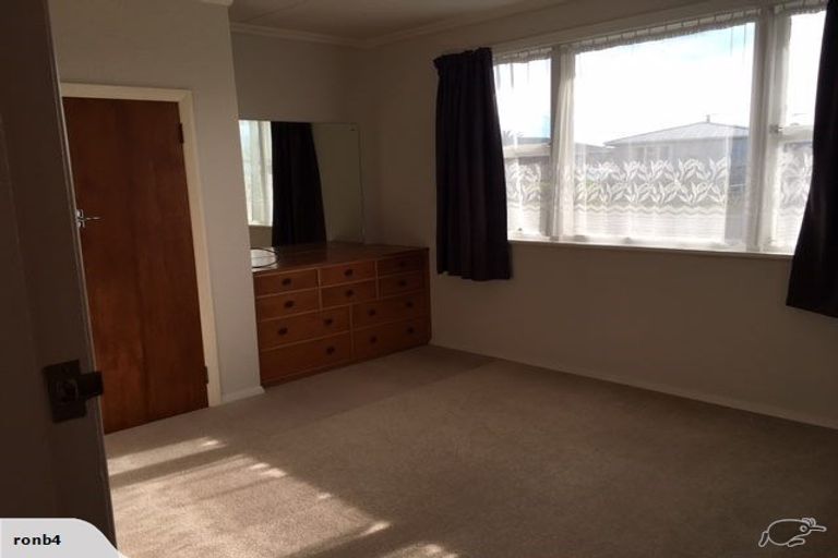 Photo of property in 12 Murch Place, Tawhero, Whanganui, 4500