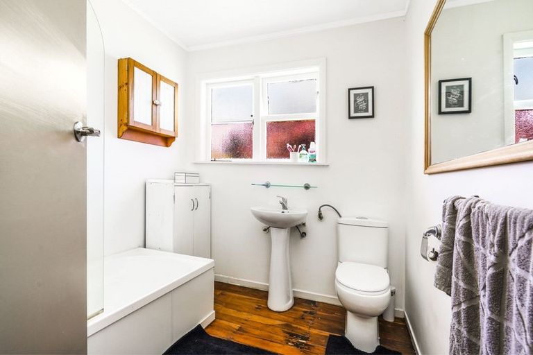 Photo of property in 193 Clarkin Road, Fairfield, Hamilton, 3214