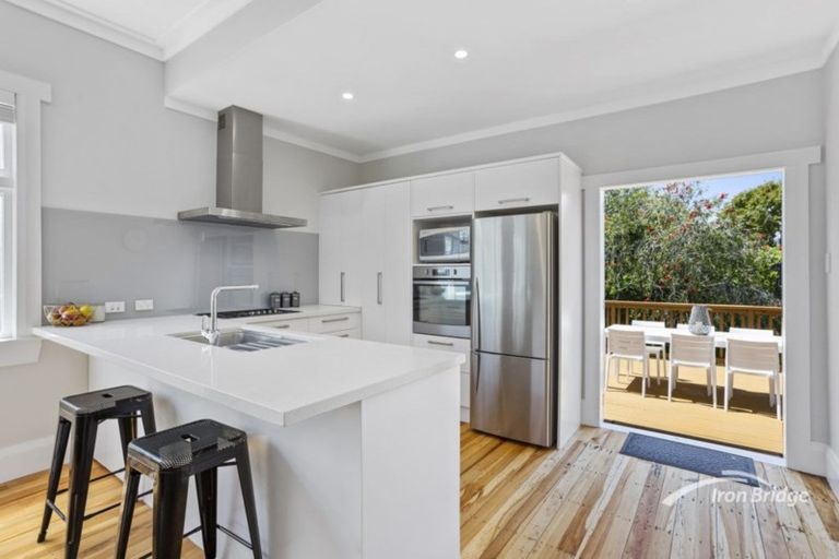 Photo of property in 8 Pine Street, Mount Eden, Auckland, 1041