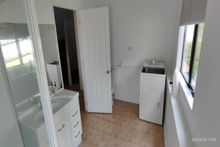 Photo of property in 728 Chapel Road, Dannemora, Auckland, 2016