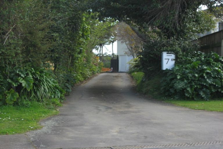 Photo of property in 7a Shortland Street, Lower Vogeltown, New Plymouth, 4310