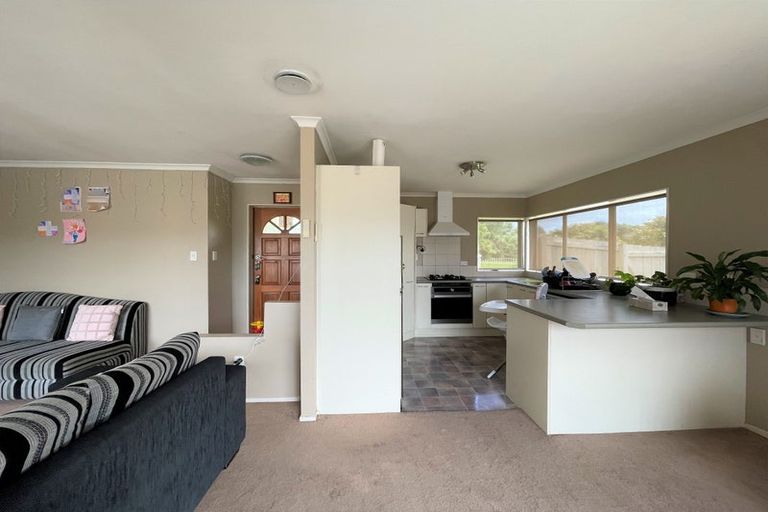 Photo of property in 44 Medvale Avenue, Flat Bush, Auckland, 2019