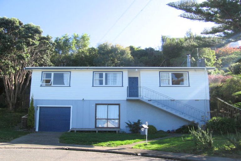 Photo of property in 11 Saville Row, Johnsonville, Wellington, 6037