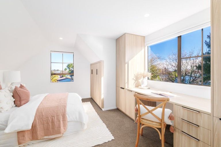 Photo of property in 47a Inwoods Road, Parklands, Christchurch, 8083