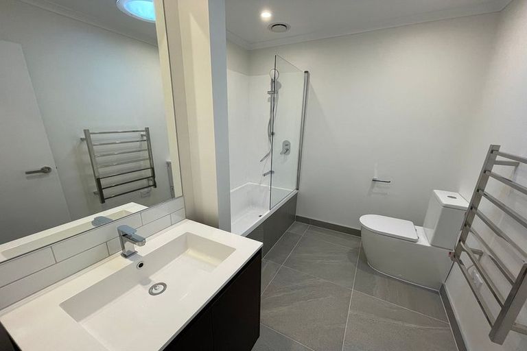 Photo of property in 68 Nugget Avenue, Hobsonville, Auckland, 0616