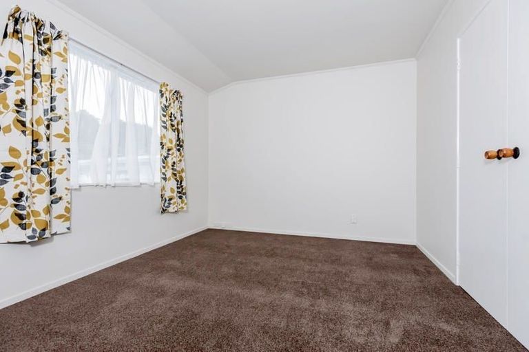 Photo of property in 27 Penion Drive, Flat Bush, Auckland, 2023