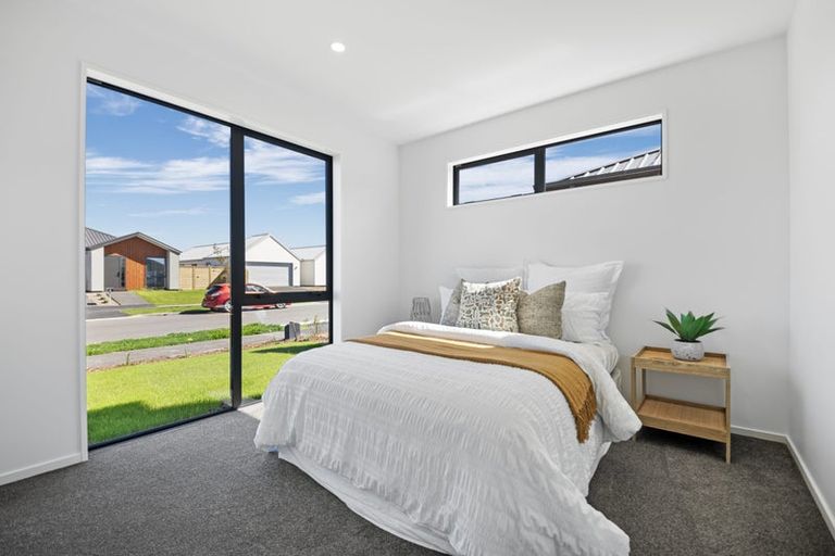 Photo of property in 4 Don Peebles Way, Belfast, 8051