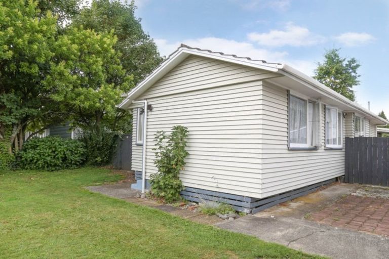 Photo of property in 138 Te Rangitautahanga Road, Turangi, 3334